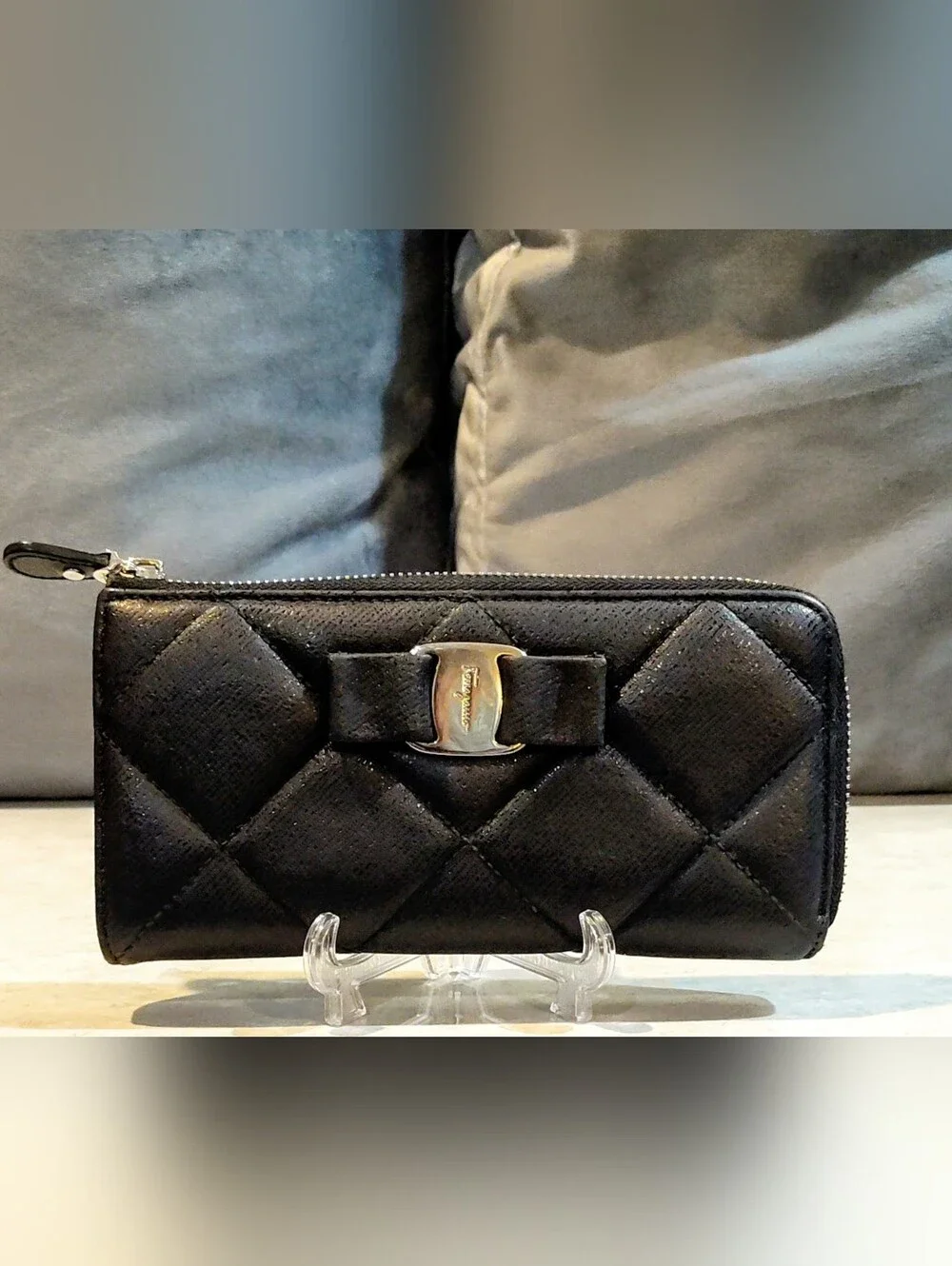 SALVATORE FERRAGAMO VARA RIBBON QUILTED SHIMMERY LEATHER CONTINENTAL LONG WALLET